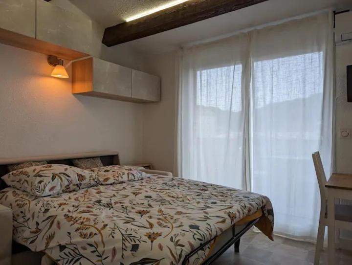 Appartement Pinede Piscine Clim Proche Plage Village Naturiste Агд Екстер'єр фото
