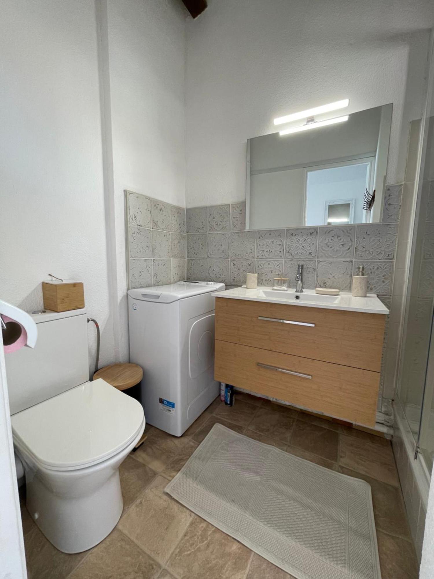 Appartement Pinede Piscine Clim Proche Plage Village Naturiste Агд Екстер'єр фото